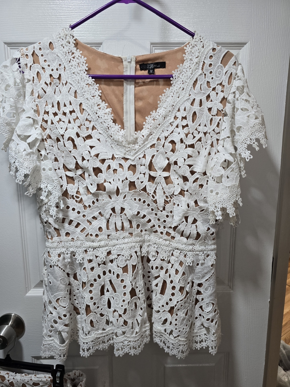 White Lace V-Neck Dress with Scalloped Trim